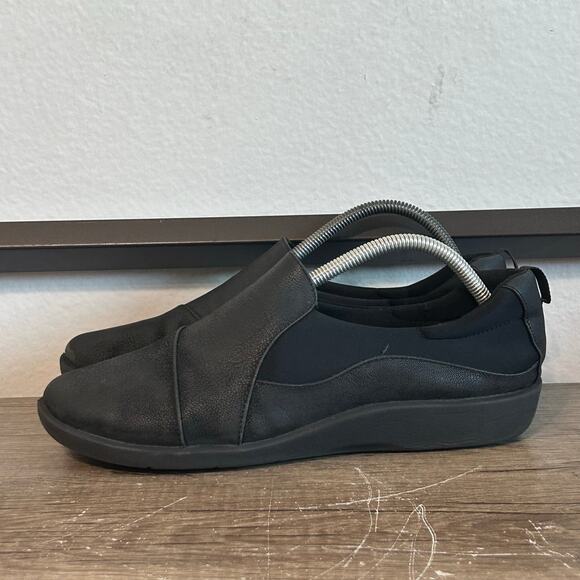 Clarks Shoes - Clark’s Cloud Steppers Sullivan Paz Women’s Slip-On Shoes Size 10 Wide Black